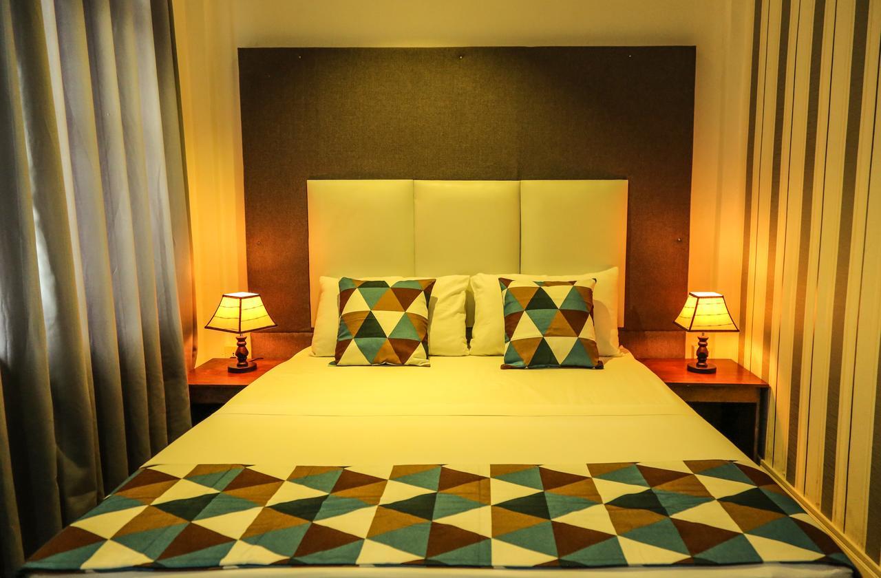 Aria Hills Boutique Hotel แคนดี้ ภายนอก รูปภาพ
